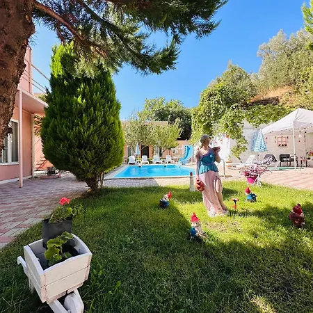 Ali Baba Butik * Gundogdu (Marmara Island)